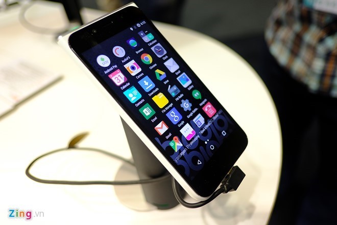 Loạt smartphone giảm giá mạnh trong tháng 11 ảnh 2