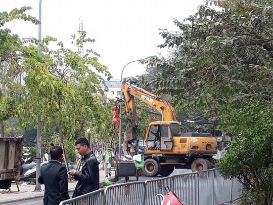 Chính thức cưỡng chế du thuyền Hồ Tây ảnh 1