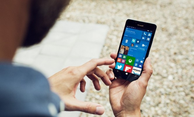 Microsoft chỉ bán được 2,3 triệu điện thoại Lumia ảnh 1