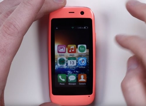 Ra mắt chiếc smartphone Android nhỏ nhất thế giới ảnh 3