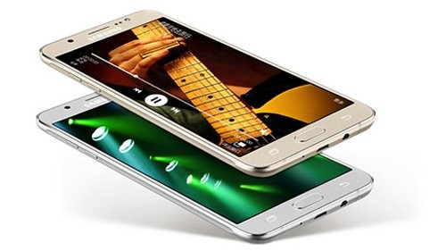 Samsung ra mắt bộ đôi smartphone tầm trung mới ảnh 1