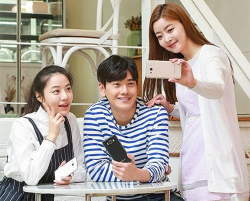 Samsung ra mắt bộ đôi smartphone tầm trung mới ảnh 3