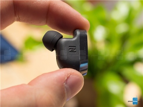 Chiêm ngưỡng tai nghe không dây Sony Xperia Ear ảnh 9
