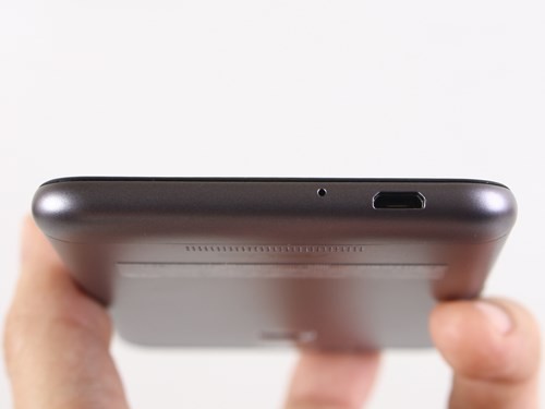 Cận cảnh smartphone Asus ZenFone 3 Max ảnh 9