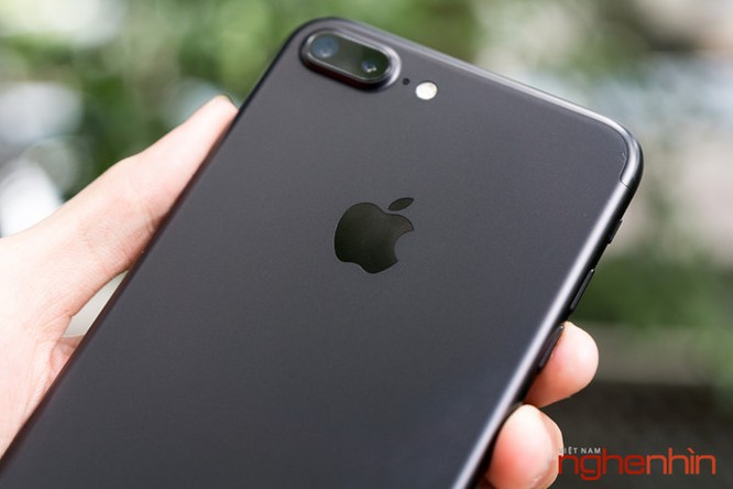 iPhone 8 có màn hình OLED cong, lưng kính, sạc wireless? ảnh 1