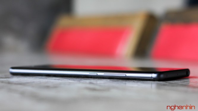 Trên tay Xiaomi Mi Note 2 bản Jet Black vừa 'cập bến' ảnh 4