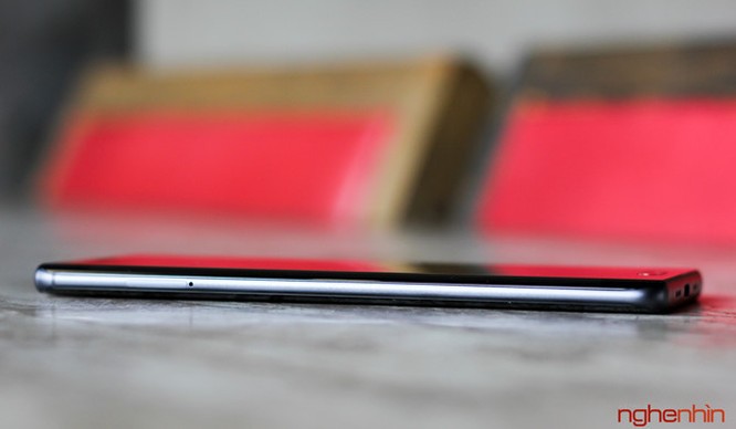 Trên tay Xiaomi Mi Note 2 bản Jet Black vừa 'cập bến' ảnh 5