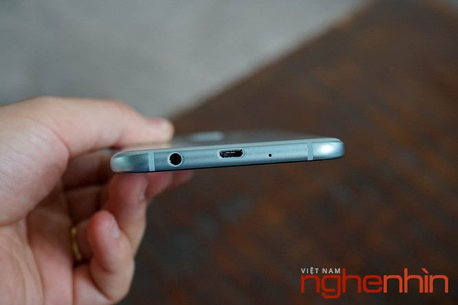 Trên tay Galaxy A8 2016 đầu tiên Việt Nam giá 9 triệu ảnh 8