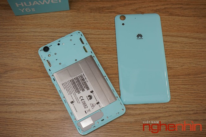Mở hộp Huawei Y6II xanh ngọc giá 3 triệu vừa lên kệ ảnh 5