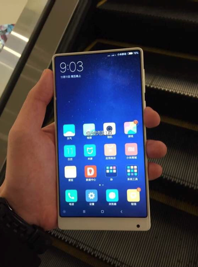Xiaomi Mi MIX lộ bản màu trắng cực nữ tính ảnh 1