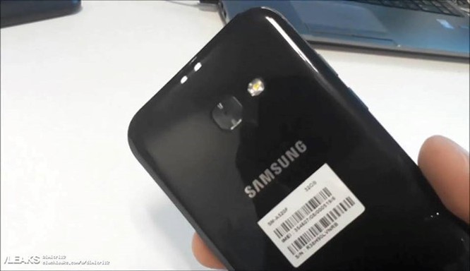 Video: "Mổ xẻ" Galaxy A5 2017 dù máy chưa ra mắt ảnh 1