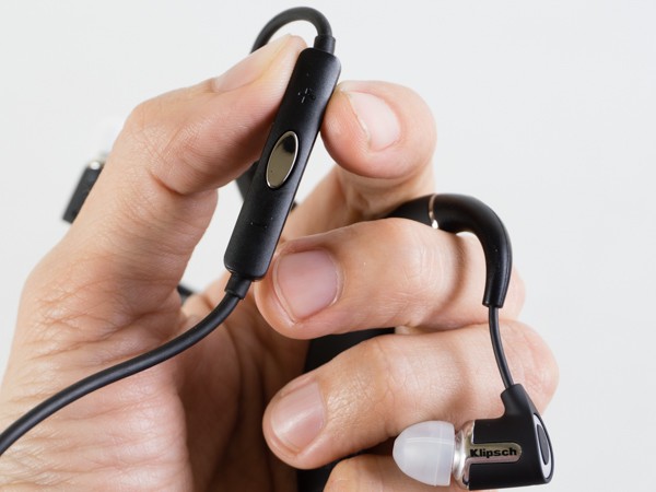 Cận cảnh tai nghe Klipsch R6 In-ear Bluetooth ảnh 5