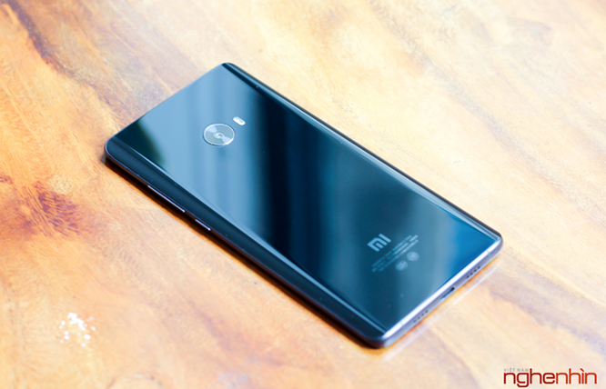 Đánh giá Xiaomi Mi Note 2 - đối thủ khó chịu của mọi flagship ảnh 3