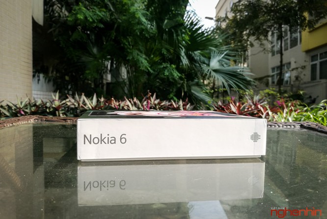 Xem kỹ chiếc Nokia 6 đầu tiên xách tay về Việt Nam ảnh 3