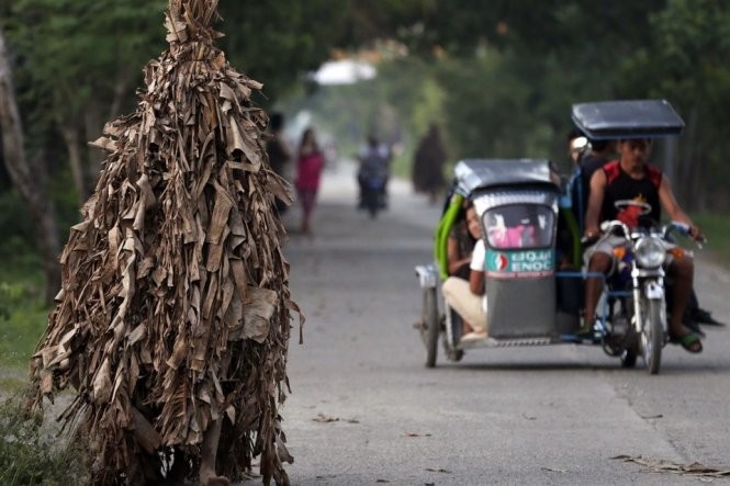 ​Độc đáo lễ hội “người bùn” ở Philippines ảnh 1