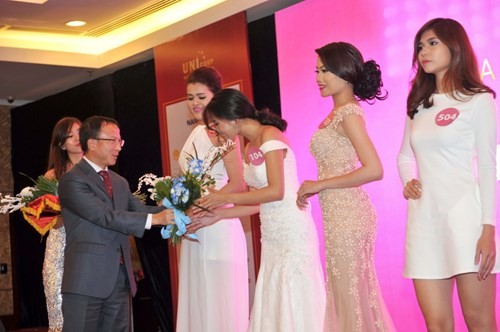 Lộ diện 35 người đẹp vào bán kết Hoa hậu Hoàn vũ Việt Nam 2015 ảnh 2