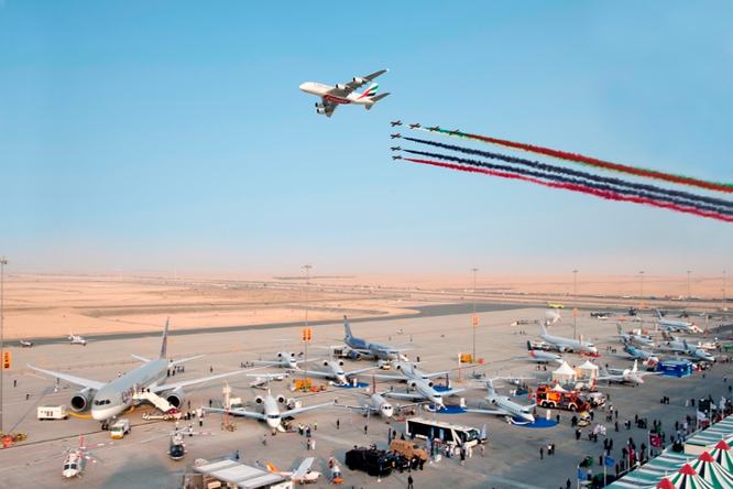 Mãn nhãn với máy bay quân sự các nước tại triển lãm quốc tế Dubai ảnh 6