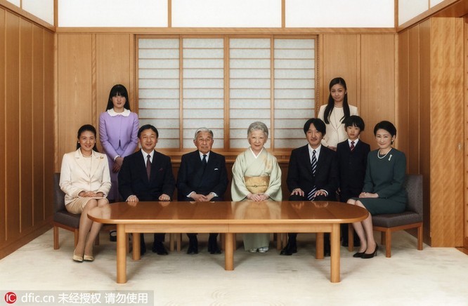 Khi tổng thống Mỹ, hoàng gia Nhật Bản chụp ảnh gia đình ảnh 3
