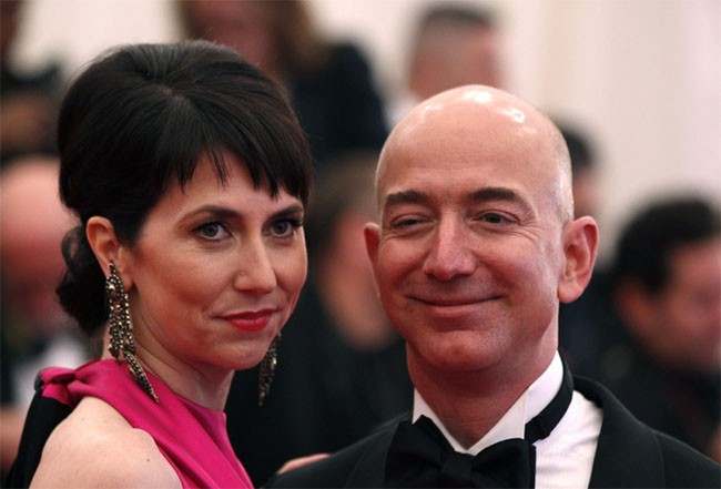 Khám phá cuộc sống của vợ chồng tỷ phú Jeff và MacKenzie Bezos ảnh 3