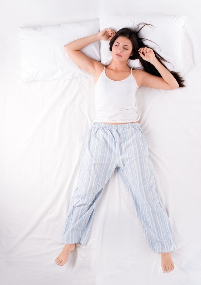 Tư thế ngủ ảnh hưởng như thế nào đến sức khỏe? ảnh 2