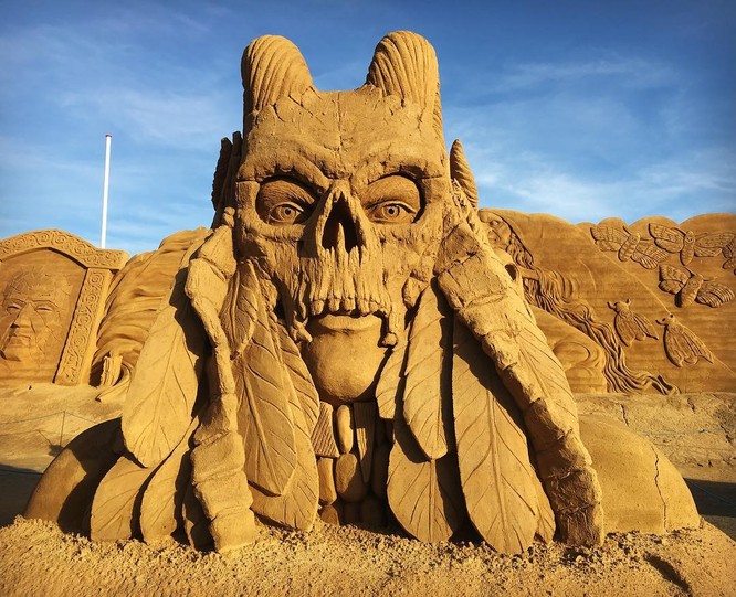 Chiêm ngưỡng 20 tác phẩm nghệ thuật công phu từ cát ảnh 10