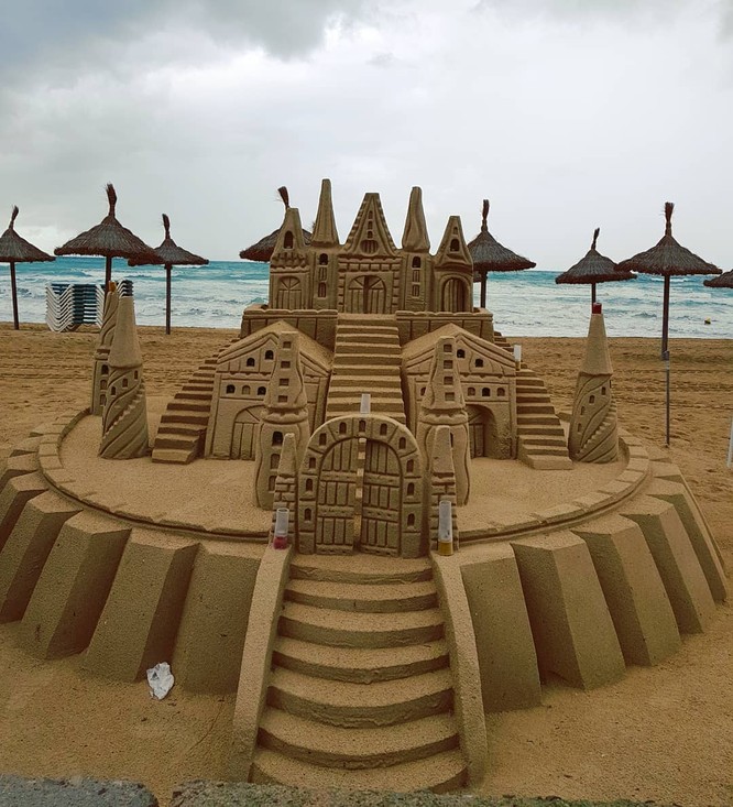 Chiêm ngưỡng 20 tác phẩm nghệ thuật công phu từ cát ảnh 12