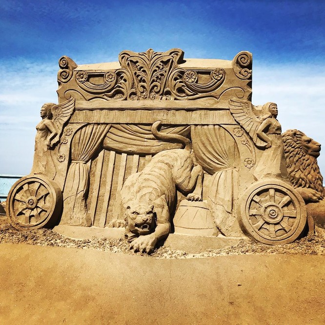 Chiêm ngưỡng 20 tác phẩm nghệ thuật công phu từ cát ảnh 15