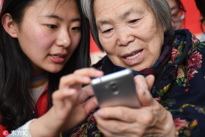 Các app Trung Quốc đang tìm cách "lấy lòng" người già ảnh 3