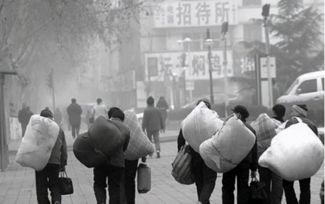 Tình cảnh "nông nhị đại" ở Trung Quốc: lựa chọn khó khăn giữa thành phố lớn và nông thôn nghèo ảnh 5