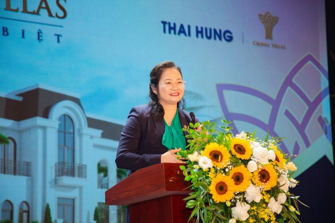 Bà Nguyễn Thị Vinh-TGĐ Công ty, đại diện chủ đầu tư phát biểu tại buổi lễ