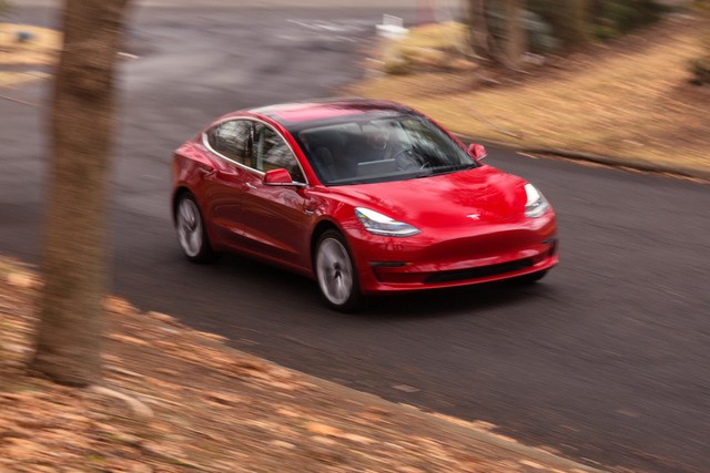 Nội thất độc nhất vô nhị của Tesla Model 3 ảnh 1