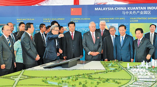 Ông Mahathir kiên quyết yêu cầu Trung Quốc dỡ bỏ “Trường thành” ở Malaysia ảnh 3