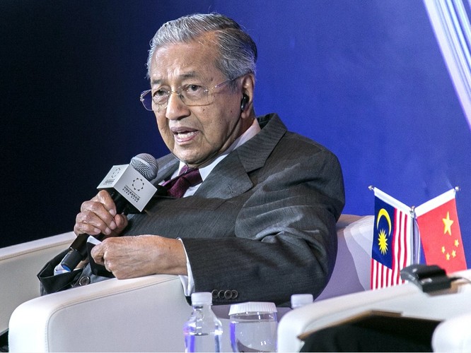 Không cấp thị thực cư trú lâu dài cho người Trung Quốc, ông Mahathir Mohamad tiếp tục “làm khó” Bắc Kinh ảnh 1