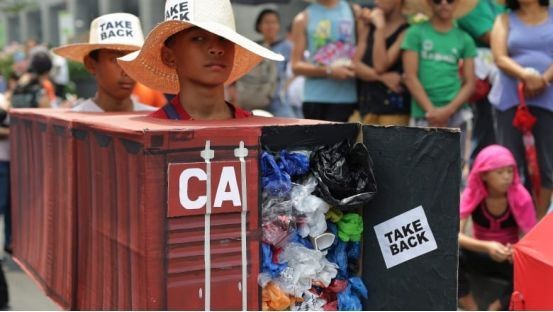 Tổng thống Philippines dọa tuyên bố chiến tranh với Canada vì rác thải ảnh 2