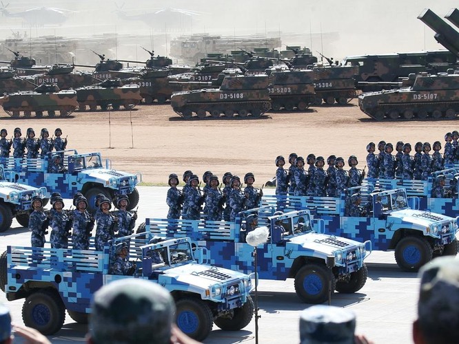 Xung quanh việc Trung Quốc tổ chức diễu binh kỷ niệm 70 năm Quốc khánh lớn chưa từng thấy ảnh 2