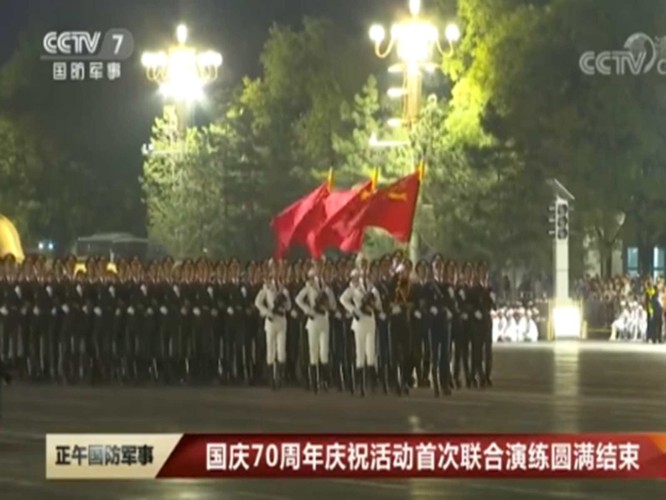 Xung quanh việc Trung Quốc tổ chức diễu binh kỷ niệm 70 năm Quốc khánh lớn chưa từng thấy ảnh 1
