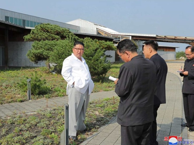Điều gì khiến ông Kim Jong-un tức giận bắt dỡ bỏ các công trình do Hàn Quốc xây dựng ở Khu du lịch núi Kim Cương ảnh 1