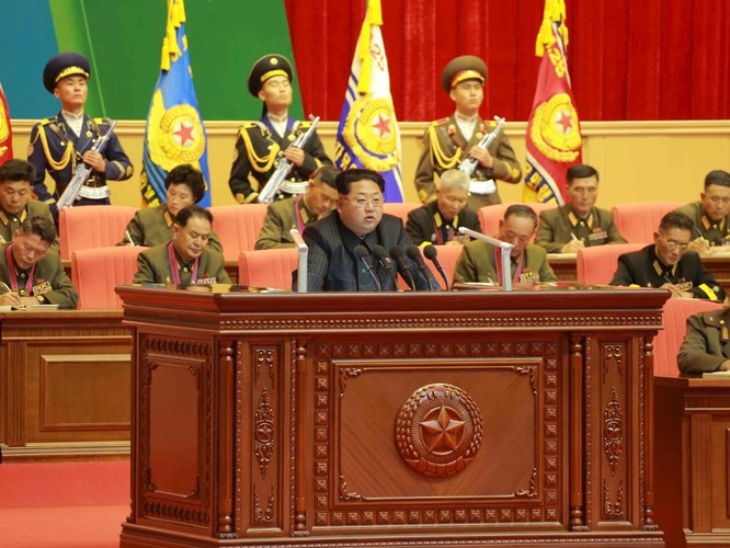 Bộ trưởng Quốc phòng Mỹ đe dọa “ngay tối nay có thể khai chiến”, ông Kim Jong-un triệu tập hội nghị Quân ủy mở rộng ảnh 1