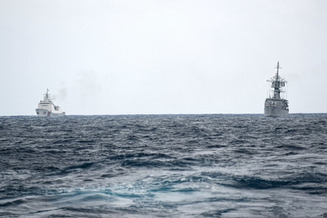 Indonesia công bố hình ảnh chi tiết cuộc đối đầu với tàu Trung Quốc trên vùng biển Natuna ảnh 2