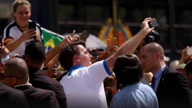 Tạp chí The Lancet: “Tổng thống Jair Bolsonaro là mối đe dọa lớn nhất của cuộc chiến chống dịch ở Brazil!” ảnh 2