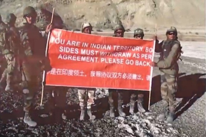 Tranh chấp biên giới Trung - Ấn: Bộ trưởng Quốc phòng Ấn Độ tuyên bố cứng rắn ảnh 3