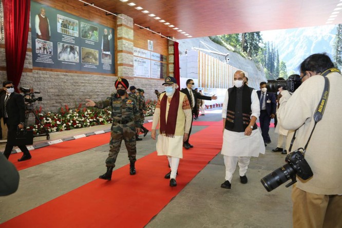 Tranh chấp Trung - Ấn: Ấn Độ làm đường hầm xuyên núi ra khu vực biên giới tranh chấp với Trung Quốc ảnh 2