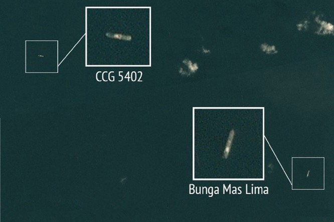 Tranh chấp trên Biển Đông: tàu hải quân Malaysia đối đầu tàu hải cảnh Trung Quốc ảnh 1