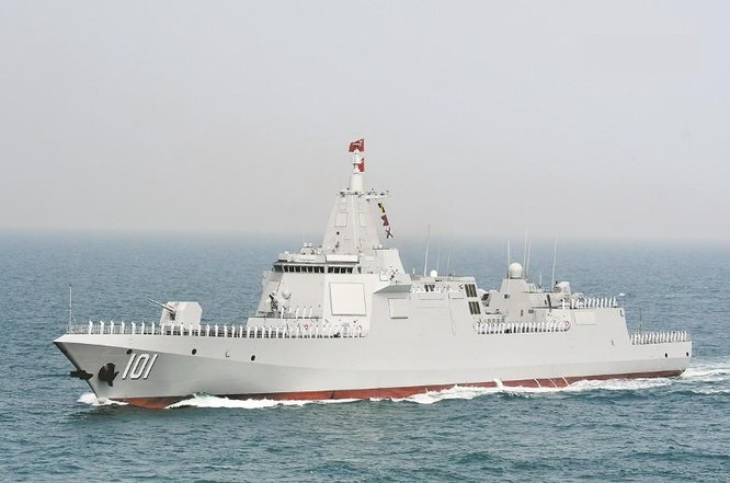 Giữa lúc căng thẳng, Trung Quốc đưa tàu vạn tấn vào biển Nhật Bản, Nhật trang bị thêm tàu khủng ảnh 1