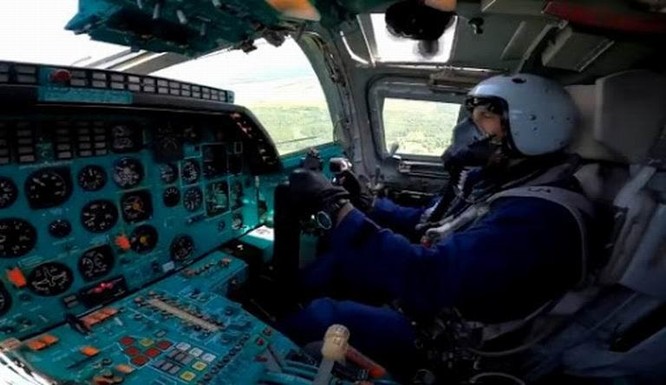 Tai nạn hy hữu, 3 phi công chiến đấu Nga thiệt mạng vì bị phóng ra khi máy bay còn trên mặt đất ảnh 4