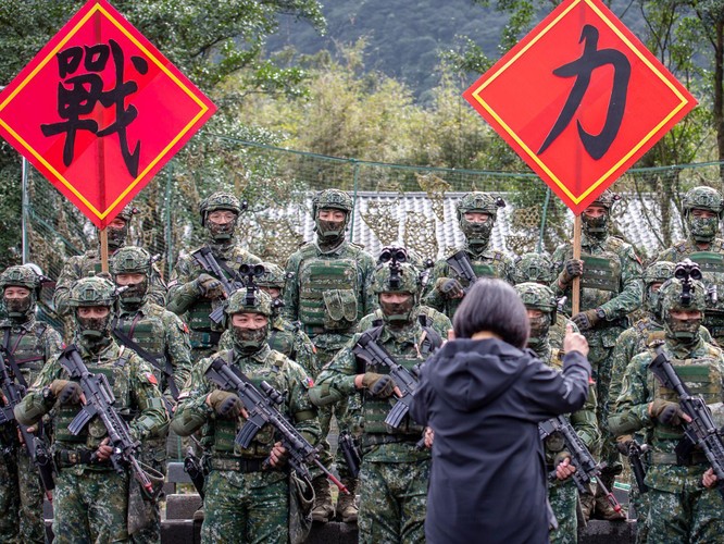 Trang tin Đa Chiều: Đài Loan đang ở vào thời điểm cực kỳ nguy hiểm, không có con đường thứ ba ảnh 3