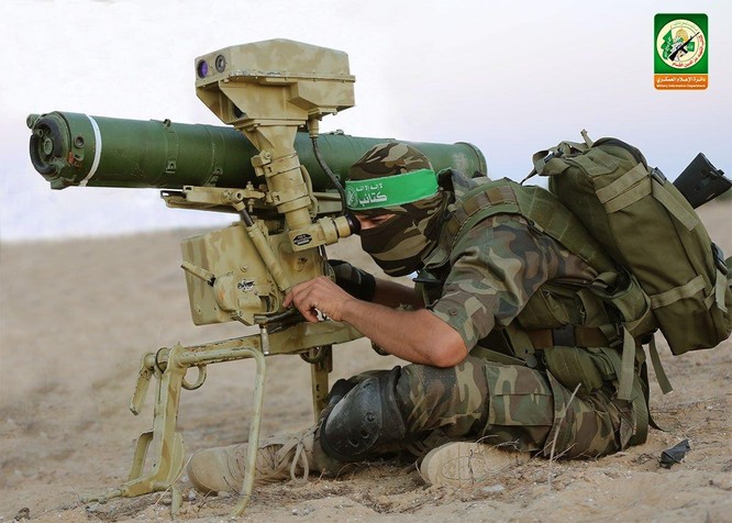 Chiến sự Israel – Palestine leo thang: Hamas dùng tên lửa bắn cháy xe tăng Israel ảnh 2
