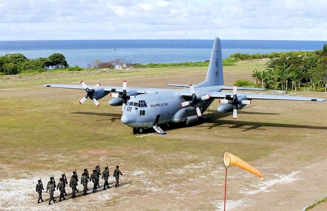  Máy bay C-130 chở quân của Philippines bị rơi, ít nhất 29 người chết và 17 người mất tích ảnh 1