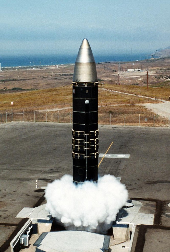 Tên lửa liên lục địa giá bao nhiêu, mà không phải quốc gia nào cũng có thể mua? ảnh 5