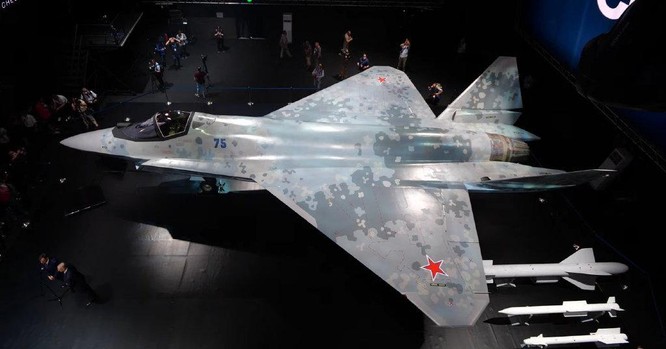 Chùm ảnh mới được công bố về máy bay chiến đấu tàng hình bí ẩn "Chiếu tướng" của Nga ảnh 11